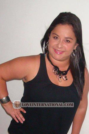 133439 - Alejandra Age: 42 - Costa Rica