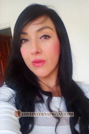 171211 - Naymme Age: 42 - Colombia