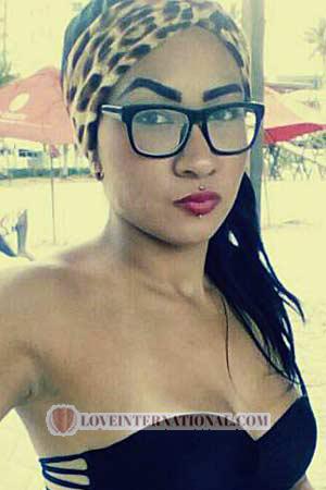 175043 - Carolina Age: 32 - Colombia