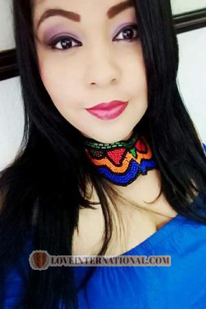 176251 - Monica Age: 29 - Colombia