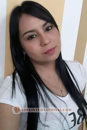 181185 - Andrea Age: 41 - Colombia
