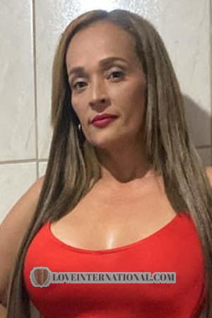 185725 - Yesenia Age: 44 - Costa Rica