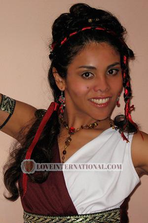 194378 - Melanie Age: 41 - Peru