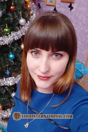 194605 - Viktoryia Age: 30 - Russia