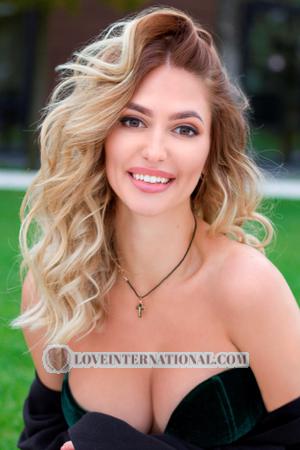 198615 - Anastasiya Age: 33 - Ukraine