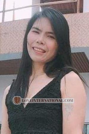 200460 - Punnisa Age: 41 - Thailand
