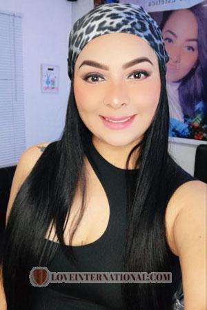 201729 - Sandra Age: 32 - Colombia