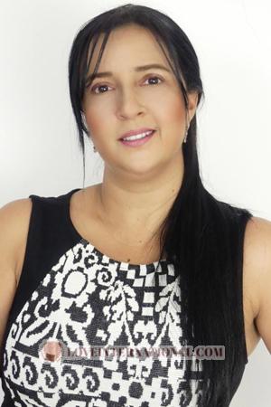 202982 - Nidia Age: 46 - Colombia