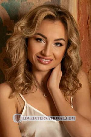 203096 - Elena Age: 34 - Ukraine