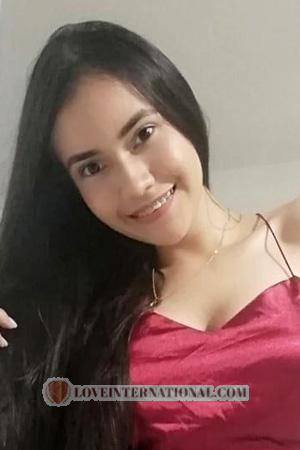 203659 - Diana Age: 22 - Colombia