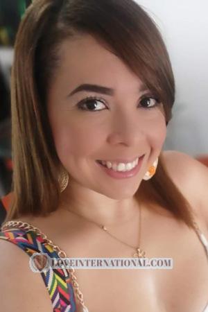 204357 - Elda Age: 35 - Colombia