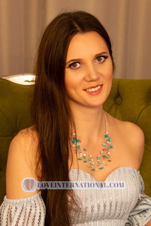 205861 - Oksana Age: 27 - Ukraine