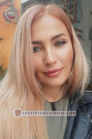 207138 - Elena Age: 40 - Ukraine