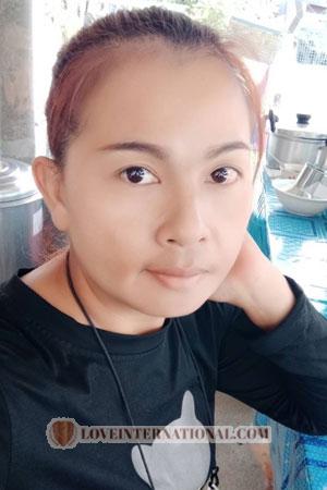 208624 - Srisuphat Age: 43 - Thailand