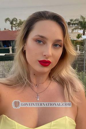 209487 - Yevheniia Age: 21 - Ukraine