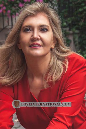209502 - Valentina Age: 49 - Germany
