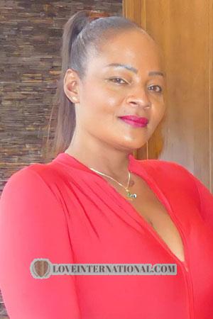 211374 - Novelia Age: 44 - Colombia