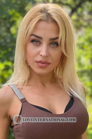 211755 - Zorina Age: 32 - Ukraine