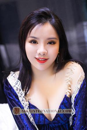 214940 - Tammy Age: 23 - China