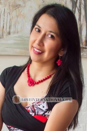 215384 - Gina Age: 39 - Peru