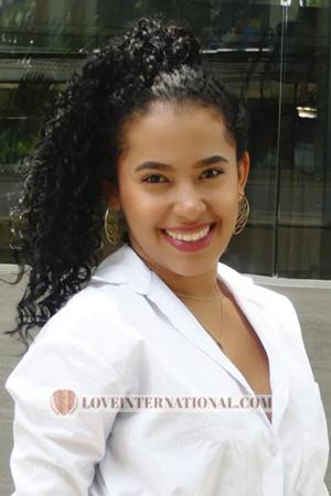 216238 - Luisa Fernanda Age: 20 - Colombia