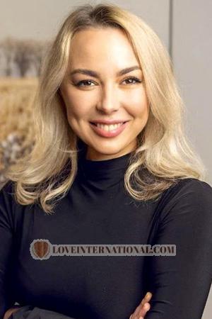 218122 - Irina Age: 43 - Ukraine