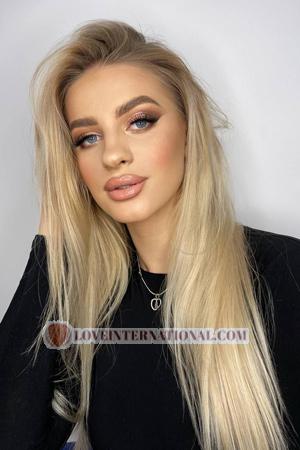 218409 - Alina Age: 19 - Ukraine