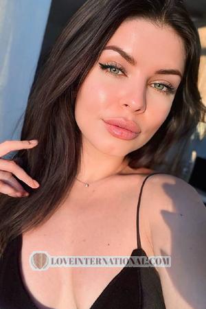 222025 - Chrystyna Age: 26 - Ukraine