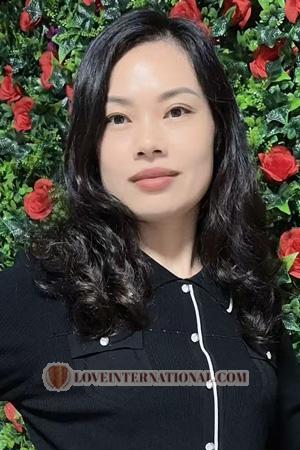 225461 - LiLy Age: 47 - China