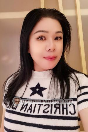 227647 - Zoe Age: 51 - China