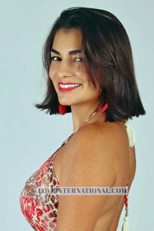 228372 - Jannia Age: 39 - Costa Rica