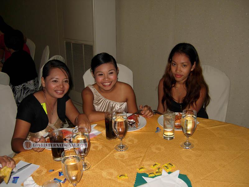 Philippine-Women-9315