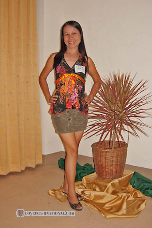 philippine-women-8